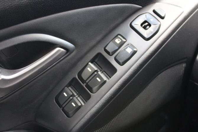 Hyundai ix35 I с пробегом 2011 года, цена 1 146 000 рублей, 240915 км, внедорожник, Автокод Объявления