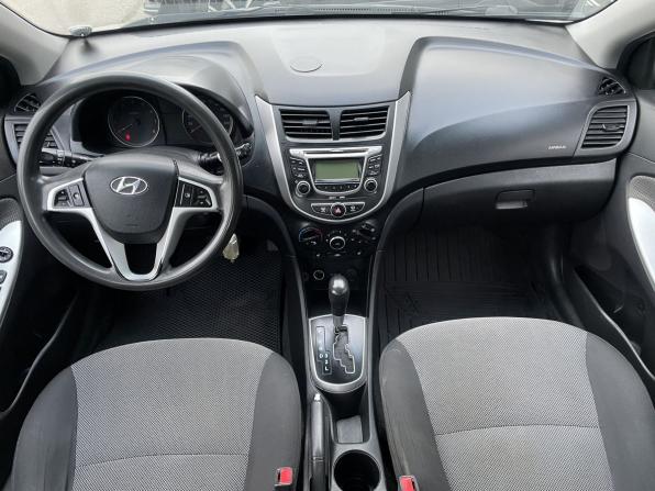 Hyundai Solaris I с пробегом 2012 года, цена 749 000 рублей, 156665 км, седан, Автокод Объявления