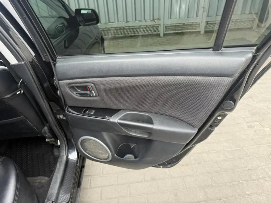 Mazda 3 I (BK) Рестайлинг Ростов-на-Дону  - изображение 15
