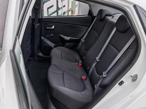 Kia Rio III Рестайлинг с пробегом 2016 года, цена 710 000 рублей, 189561 км, седан, Автокод Объявления