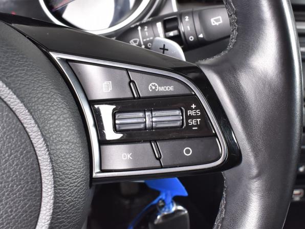 Kia Ceed III с пробегом 2018 года, цена 935 000 рублей, 97222 км, хэтчбек, Автокод Объявления