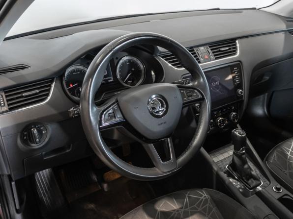 Skoda Octavia III (A7) Рестайлинг с пробегом 2019 года, цена 2 174 584 рубля, 96721 км, лифтбек, Автокод Объявления