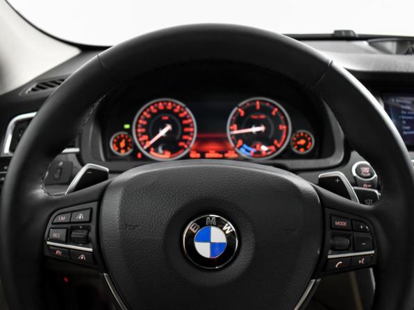 BMW 5 серии VI (F10/F11/F07) Рестайлинг с пробегом 2013 года, цена 2 390 000 рублей, 209679 км, лифтбек, Автокод Объявления