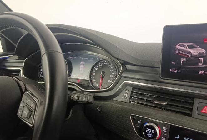 Audi A4 V (B9) с пробегом 2019 года, цена 2 450 000 рублей, 211272 км, универсал, Автокод Объявления