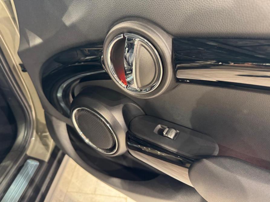 Mini Hatch III (F55/F56) Рестайлинг Иркутск  - изображение 32