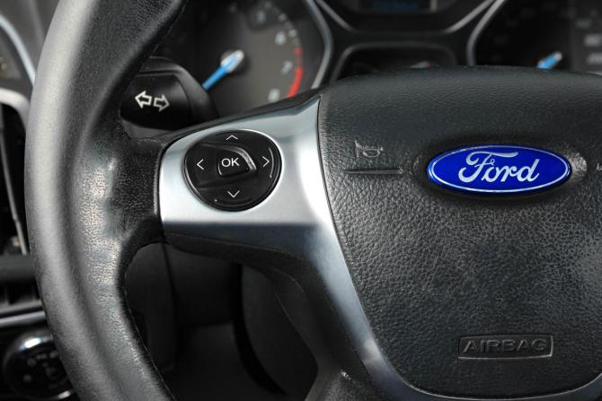 Ford Focus III с пробегом 2011 года, цена 899 000 рублей, 231000 км, седан, Автокод Объявления