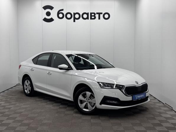 Skoda Octavia IV (A8) с пробегом 2021 года, цена 2 210 000 рублей, 89820 км, лифтбек, Автокод Объявления