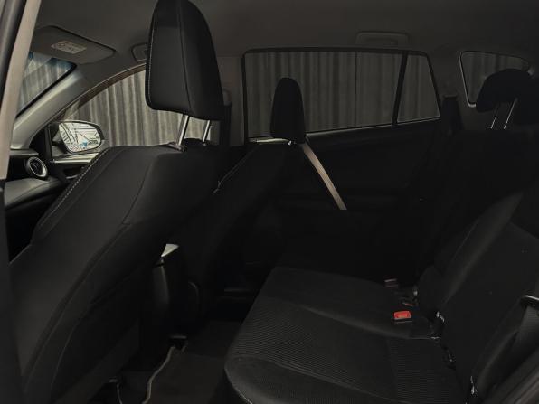 Toyota RAV4 IV (XA40) с пробегом 2015 года, цена 2 270 000 рублей, 134000 км, внедорожник, Автокод Объявления
