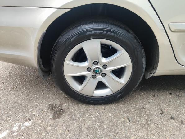 Skoda Octavia II (A5) Рестайлинг с пробегом 2011 года, цена 1 049 000 рублей, 115027 км, лифтбек, Автокод Объявления