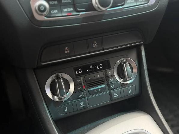 Audi Q3 I (8U) Рестайлинг с пробегом 2014 года, цена 1 529 000 рублей, 205856 км, внедорожник, Автокод Объявления