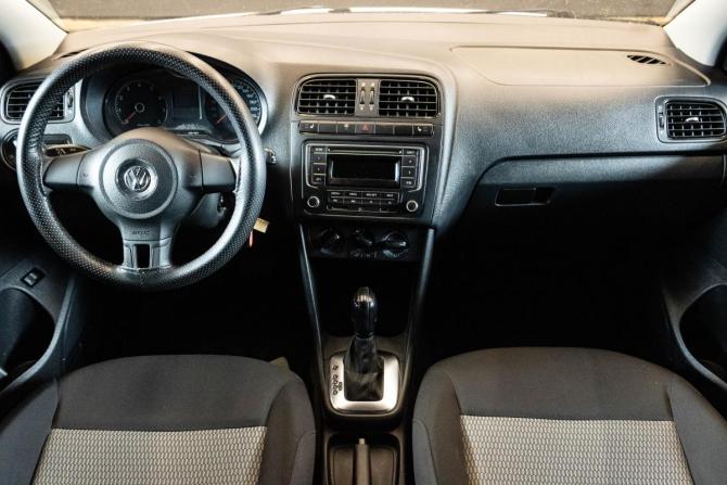Volkswagen Polo V с пробегом 2014 года, цена 985 000 рублей, 196200 км, седан, Автокод Объявления
