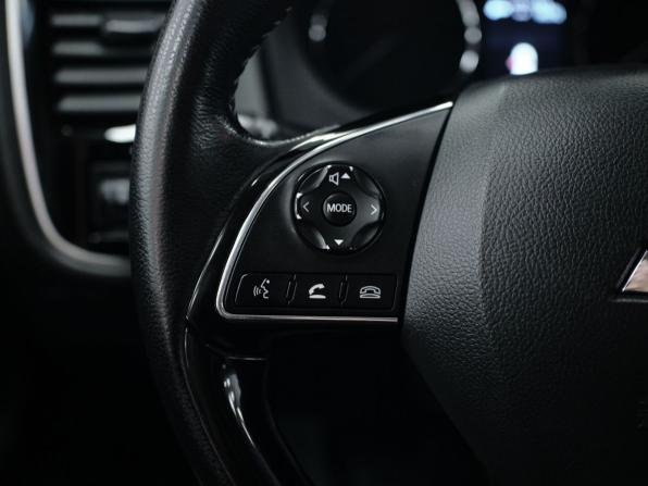 Mitsubishi Outlander III Рестайлинг 3 с пробегом 2020 года, цена 2 597 000 рублей, 78356 км, внедорожник, Автокод Объявления