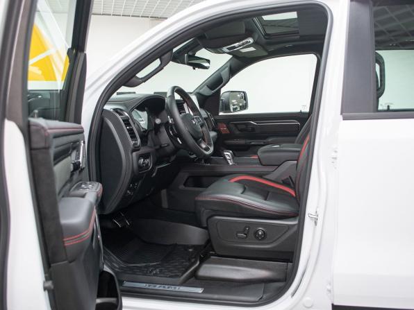 Ram 1500 V Рестайлинг с пробегом 2026 года, цена 12 499 000 рублей, 48 км, offers.body_type.unknown, Автокод Объявления