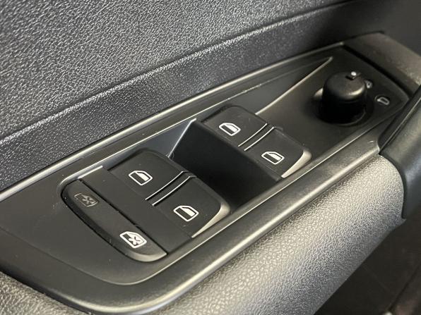 Audi A1 I (8X) с пробегом 2013 года, цена 897 000 рублей, 184245 км, хэтчбек, Автокод Объявления