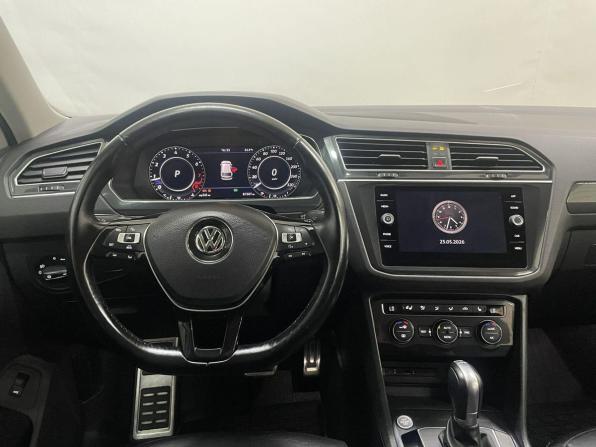 Volkswagen Tiguan II с пробегом 2017 года, цена 2 199 000 рублей, 87507 км, внедорожник, Автокод Объявления