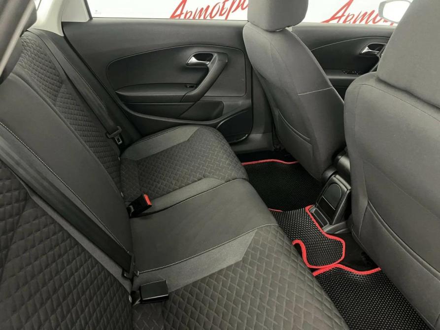 Volkswagen Polo V Рестайлинг Псков  - изображение 13