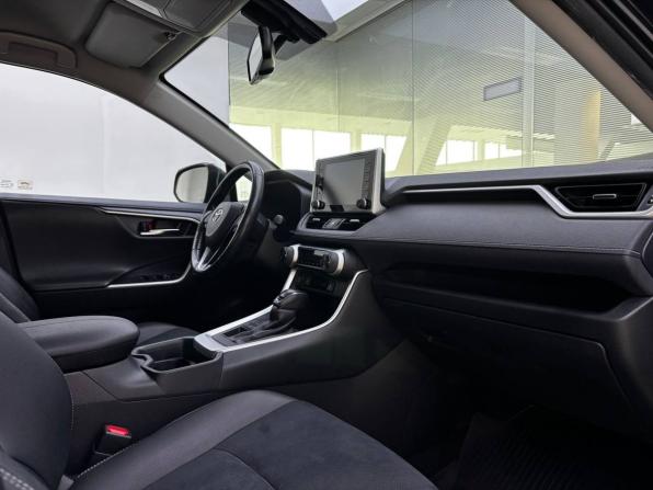 Toyota RAV4 V (XA50) с пробегом 2021 года, цена 3 770 000 рублей, 71000 км, внедорожник, Автокод Объявления