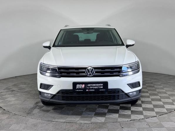 Volkswagen Tiguan II с пробегом 2018 года, цена 2 250 000 рублей, 121926 км, внедорожник, Автокод Объявления
