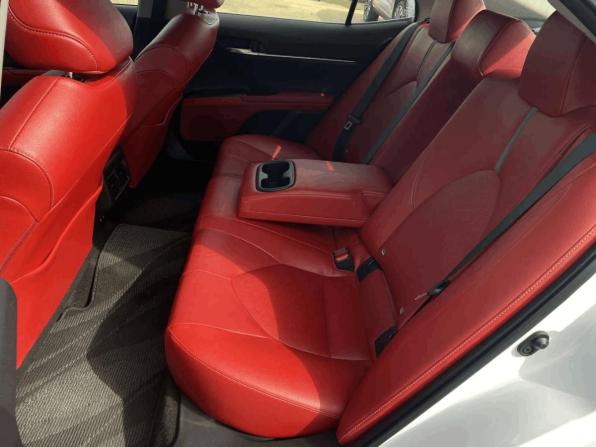 Toyota Camry VIII (XV70) Рестайлинг с пробегом 2022 года, цена 3 390 000 рублей, 47239 км, седан, Автокод Объявления