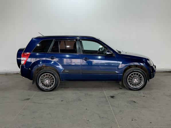 Suzuki Grand Vitara II Рестайлинг с пробегом 2010 года, цена 1 035 000 рублей, 221165 км, внедорожник, Автокод Объявления