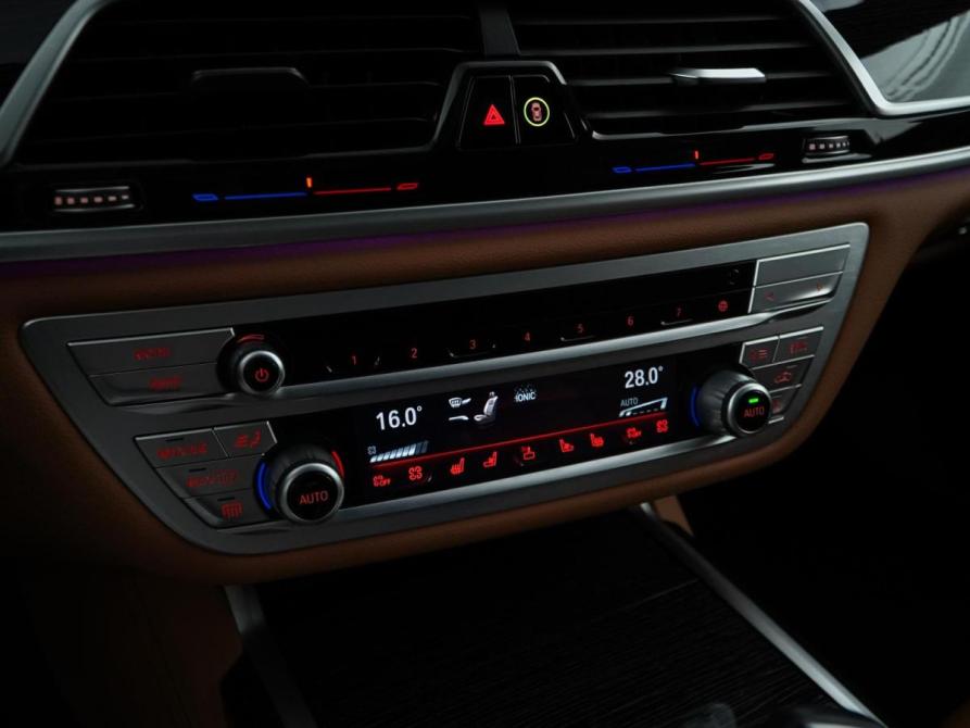 BMW 7 серии VI (G11/G12) Рестайлинг Москва  - изображение 19