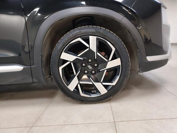 Hyundai Santa Fe IV Рестайлинг с пробегом 2023 года, цена 3 529 000 рублей, 152053 км, внедорожник, Автокод Объявления