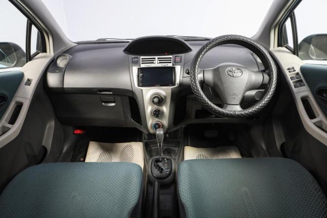 Toyota Vitz II (XP90) с пробегом 2005 года, цена 579 000 рублей, 172000 км, хэтчбек, Автокод Объявления