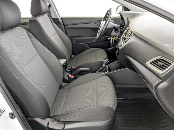 Hyundai Solaris II с пробегом 2020 года, цена 1 225 000 рублей, 142535 км, седан, Автокод Объявления