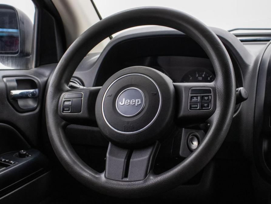 Jeep Compass I Рестайлинг Москва  - изображение 16
