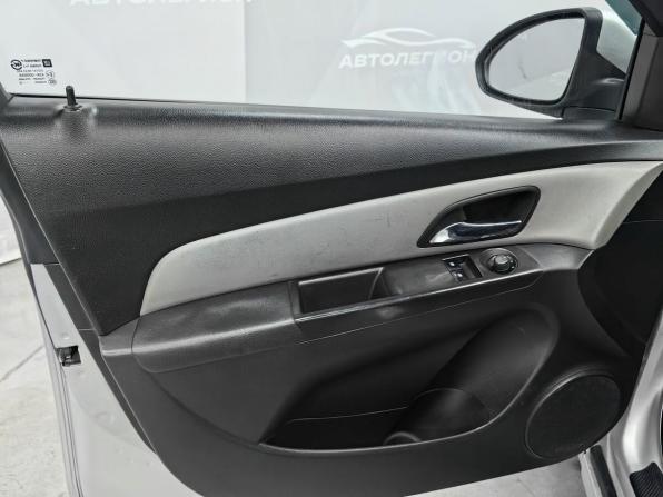 Chevrolet Cruze I с пробегом 2012 года, цена 670 000 рублей, 255347 км, хэтчбек, Автокод Объявления