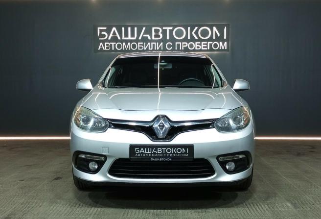 Renault Fluence I Рестайлинг с пробегом 2014 года, цена 699 000 рублей, 231536 км, седан, Автокод Объявления