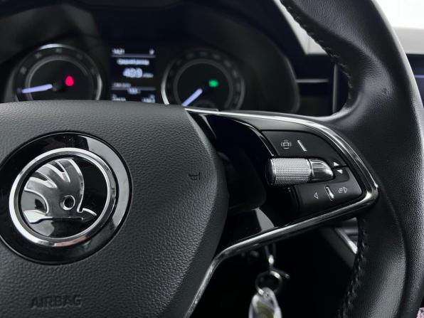 Skoda Rapid II с пробегом 2020 года, цена 1 599 000 рублей, 72614 км, лифтбек, Автокод Объявления