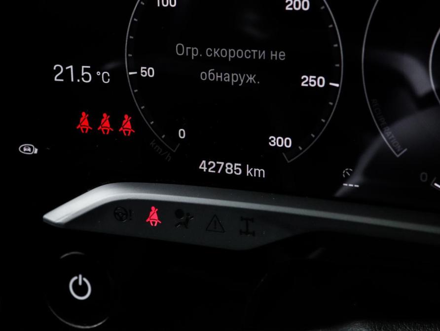 Porsche Taycan I Москва  - изображение 11