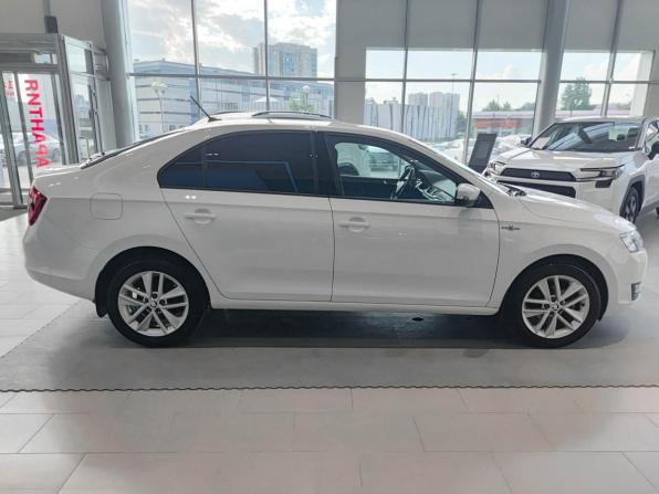 Skoda Rapid I Рестайлинг с пробегом 2019 года, цена 1 354 000 рублей, 104964 км, лифтбек, Автокод Объявления