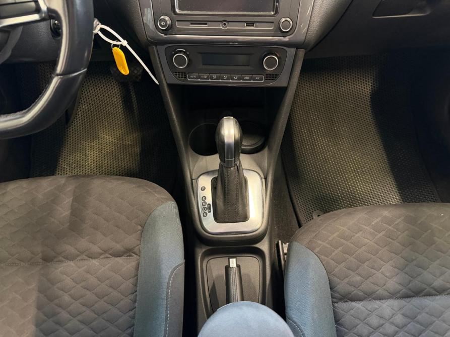 Volkswagen Polo V Рестайлинг Волгоград  - изображение 13