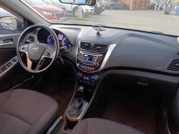 Hyundai Solaris I Рестайлинг с пробегом 2015 года, цена 749 000 рублей, 250224 км, седан, Автокод Объявления