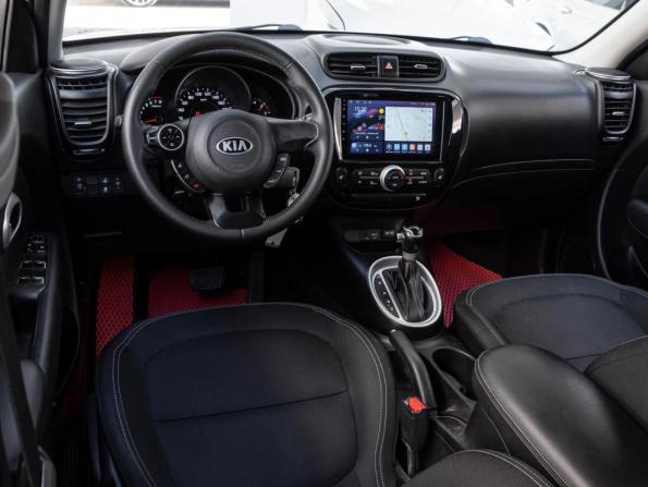 Kia Soul II Рестайлинг с пробегом 2018 года, цена 1 750 000 рублей, 101575 км, хэтчбек, Автокод Объявления