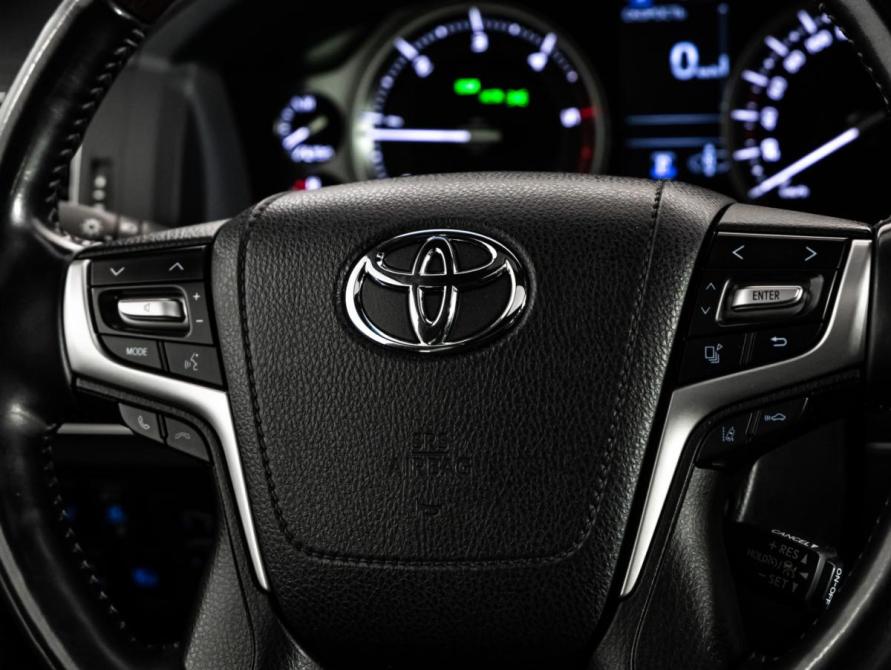 Toyota Land Cruiser 200 Series Рестайлинг 2 Санкт-Петербург  - изображение 15