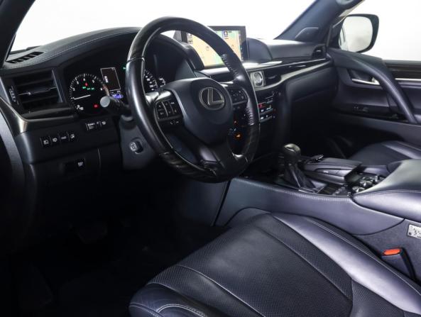 Lexus LX III Рестайлинг 2 с пробегом 2017 года, цена 9 200 000 рублей, 43462 км, внедорожник, Автокод Объявления