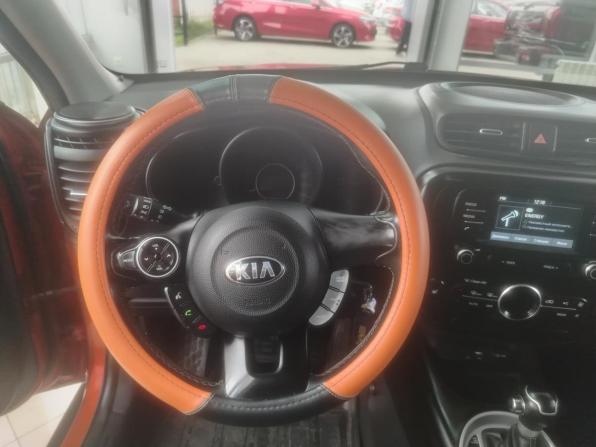Kia Soul II Рестайлинг с пробегом 2017 года, цена 1 299 000 рублей, 174000 км, хэтчбек, Автокод Объявления