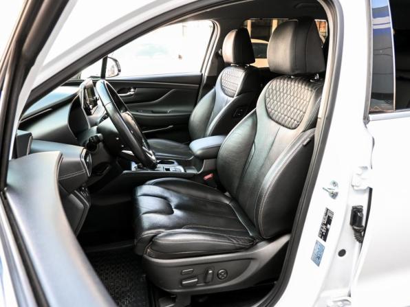 Hyundai Santa Fe IV с пробегом 2019 года, цена 3 412 600 рублей, 89118 км, внедорожник, Автокод Объявления