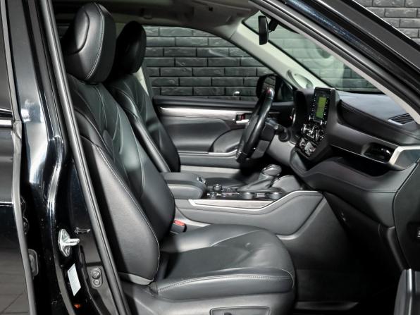 Toyota Highlander IV (XU70) с пробегом 2021 года, цена 5 500 000 рублей, 64441 км, внедорожник, Автокод Объявления
