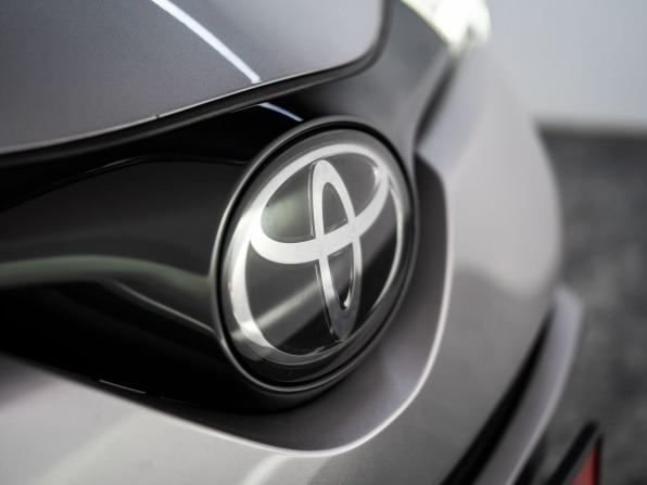 Toyota C-HR I с пробегом 2018 года, цена 1 845 000 рублей, 45406 км, внедорожник, Автокод Объявления