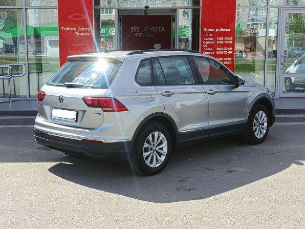 Volkswagen Tiguan II Рестайлинг с пробегом 2021 года, цена 2 830 000 рублей, 103741 км, внедорожник, Автокод Объявления