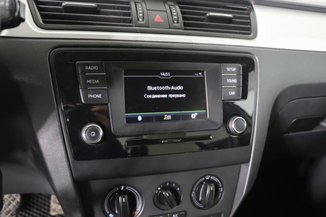 Skoda Rapid I с пробегом 2016 года, цена 899 990 рублей, 211546 км, лифтбек, Автокод Объявления