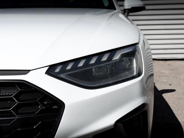 Audi A4 V (B9) Рестайлинг с пробегом 2022 года, цена 3 495 000 рублей, 56327 км, седан, Автокод Объявления