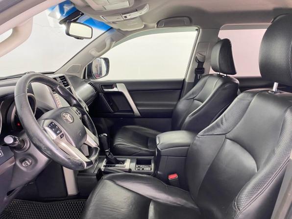 Toyota Land Cruiser Prado 150 Series с пробегом 2010 года, цена 2 299 000 рублей, 282000 км, внедорожник, Автокод Объявления