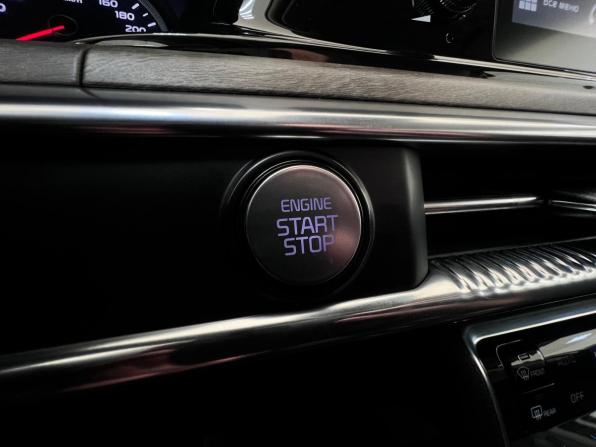Kia K5 III с пробегом 2020 года, цена 2 490 000 рублей, 144500 км, седан, Автокод Объявления