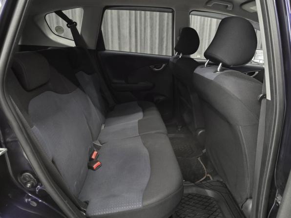 Honda Fit II с пробегом 2010 года, цена 799 000 рублей, 143000 км, хэтчбек, Автокод Объявления