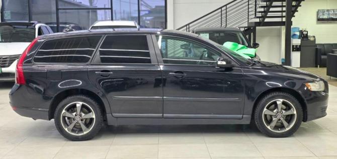 Volvo V50 I Рестайлинг с пробегом 2008 года, цена 889 000 рублей, 228000 км, универсал, Автокод Объявления